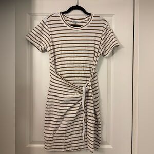 Rails Cotton Tie-Waist T-shirt Dress in Brown and White Striped Size L